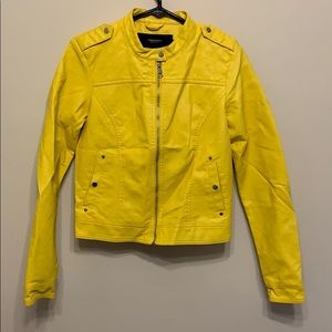 Women’s biker jacket size small worn maybe once